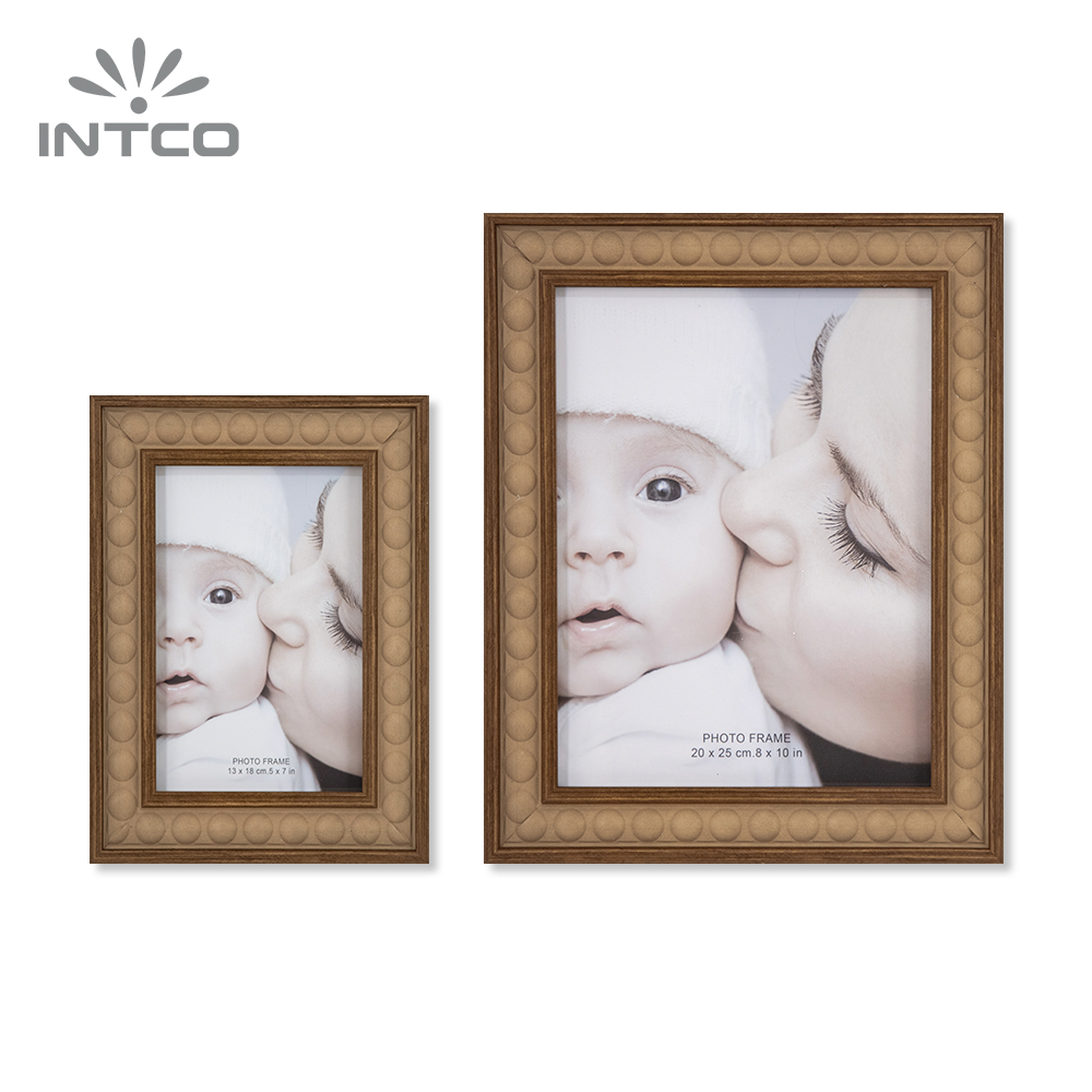 Intco classic photo frame comes in multiple sizes